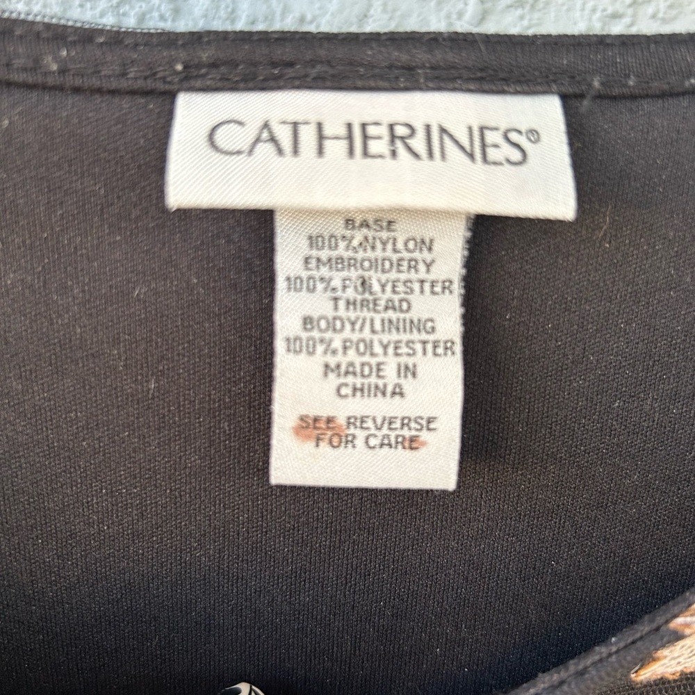 Catherine’s Embroidered Overlay Embroidered Sheer Sleeves Lined Top Size 1X - Picture 4 of 4